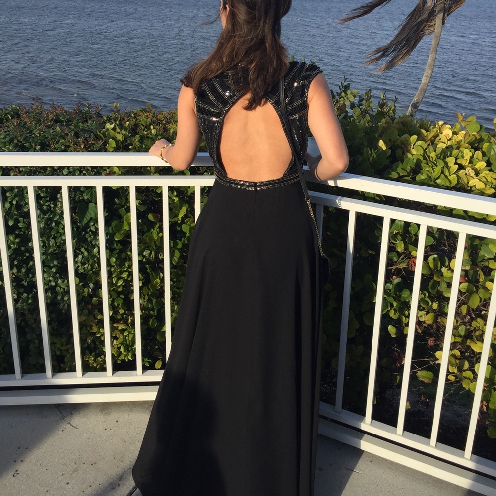 PARKER Black Evening Gown